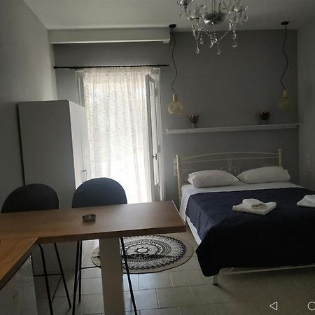 Elthimias2 Apartment Poros Town Luaran gambar